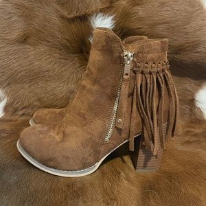 tan faux suede fringe booties
